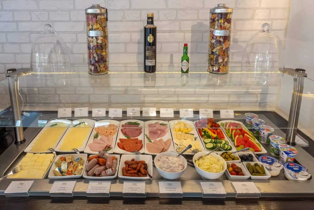 fruehstueckbuffet